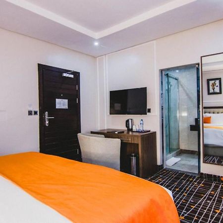 BON Hotel Lekki Residence Lagos Buitenkant foto