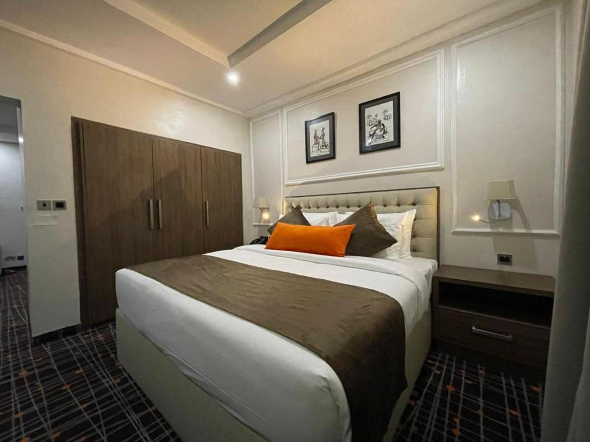 BON Hotel Lekki Residence Lagos Buitenkant foto