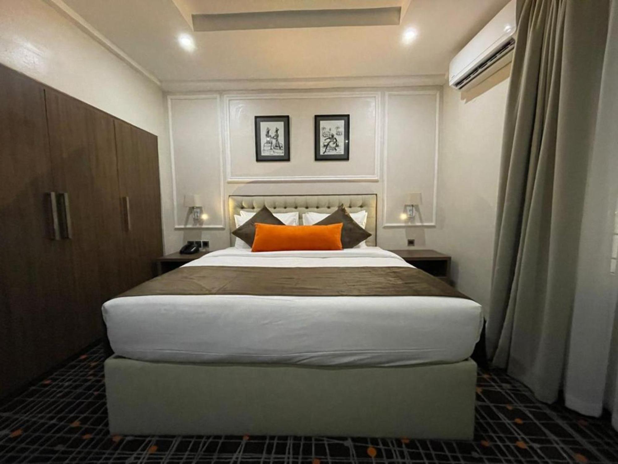 BON Hotel Lekki Residence Lagos Buitenkant foto