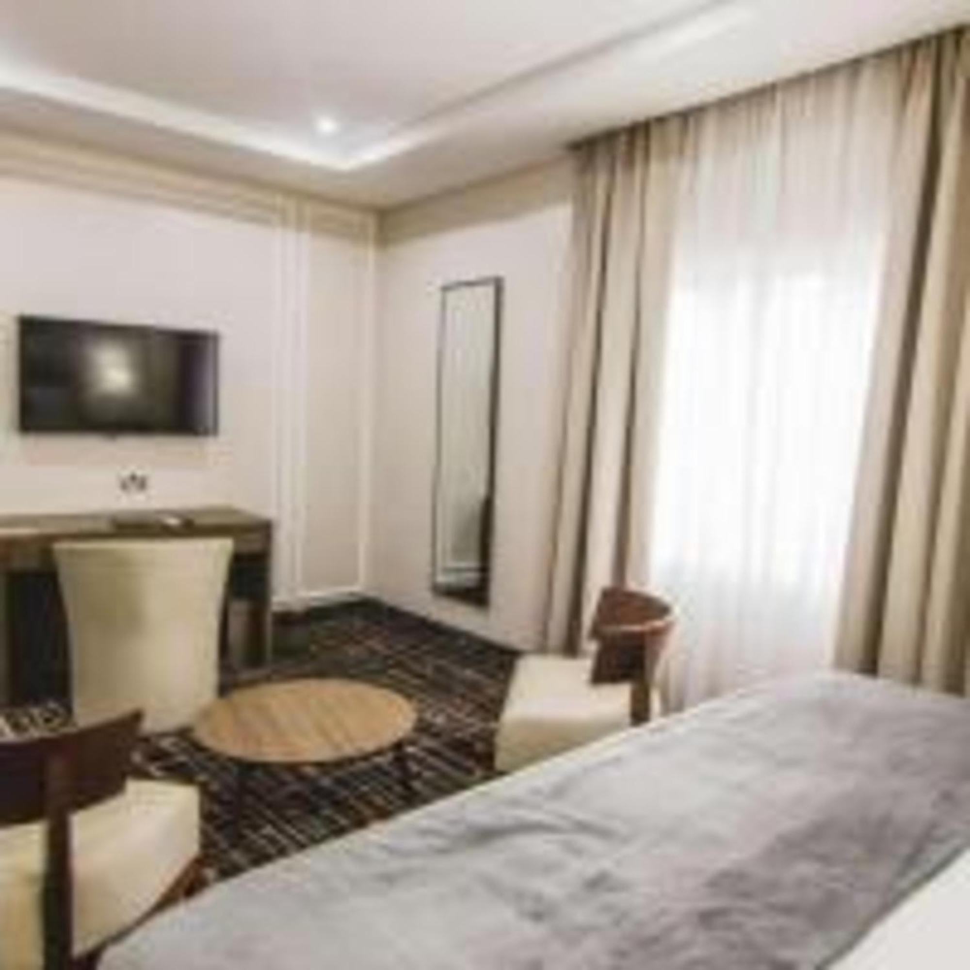 BON Hotel Lekki Residence Lagos Buitenkant foto